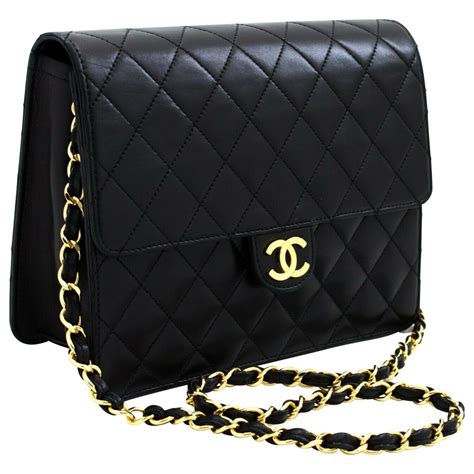 borsa sportiva chanel tracolla|Chanel borse shop.